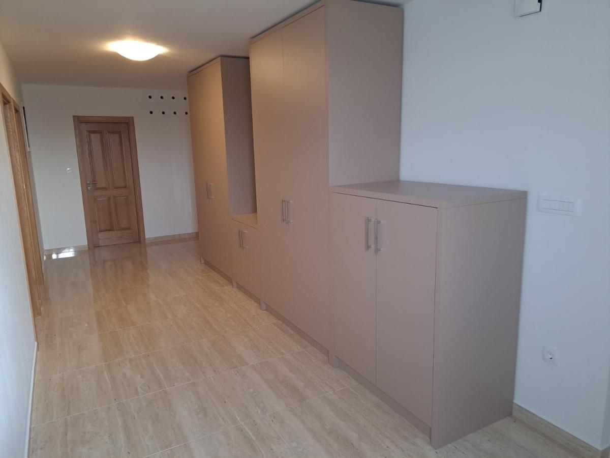 Apartman Vidas Palit Ngoại thất bức ảnh