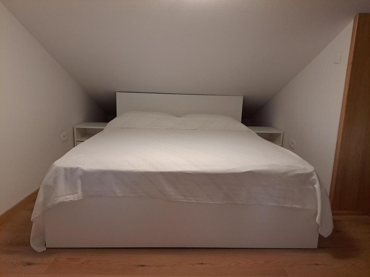 Apartman Vidas Palit Ngoại thất bức ảnh