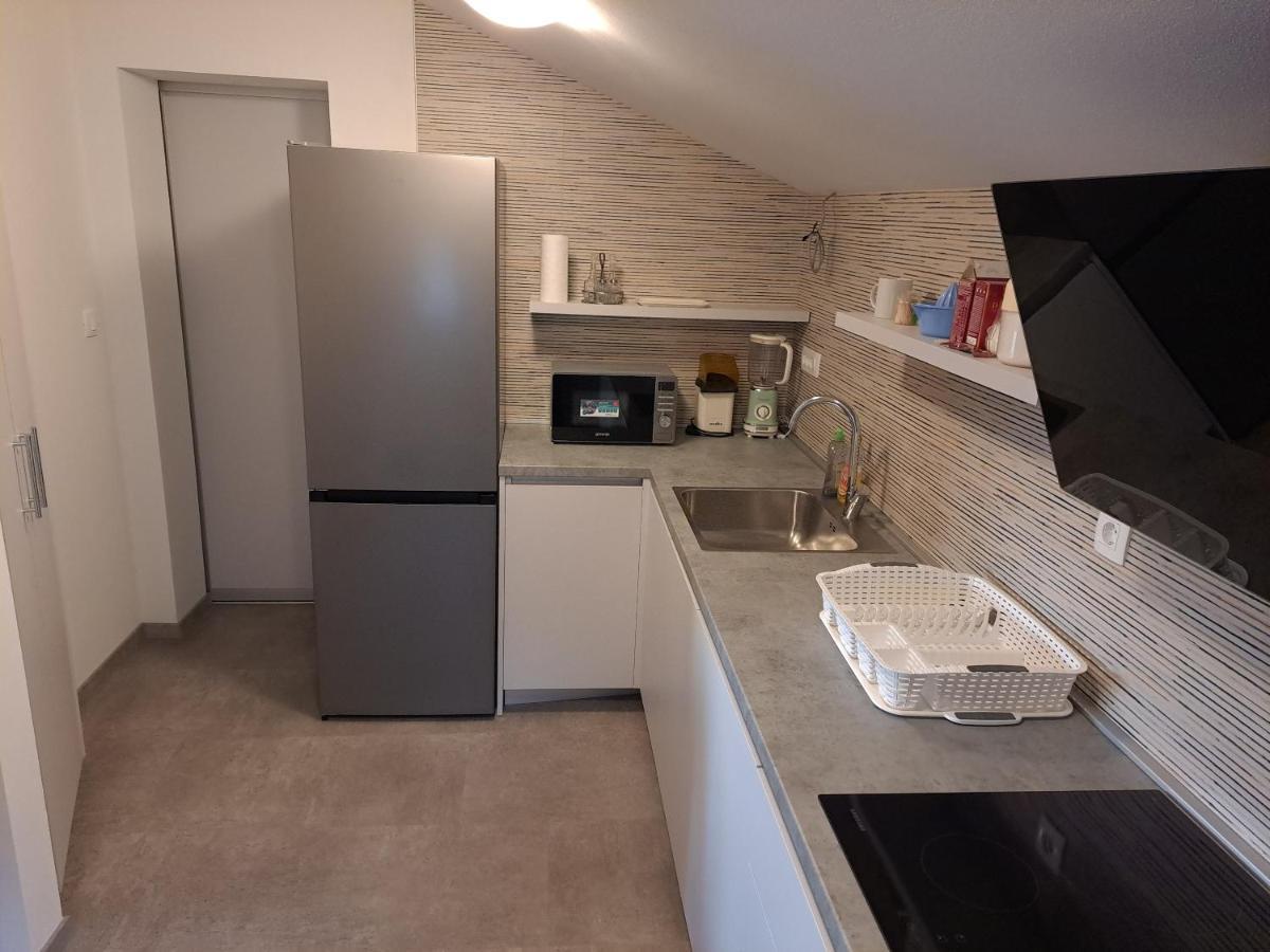 Apartman Vidas Palit Ngoại thất bức ảnh