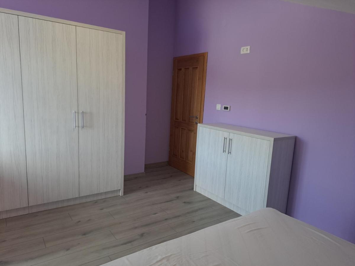 Apartman Vidas Palit Ngoại thất bức ảnh